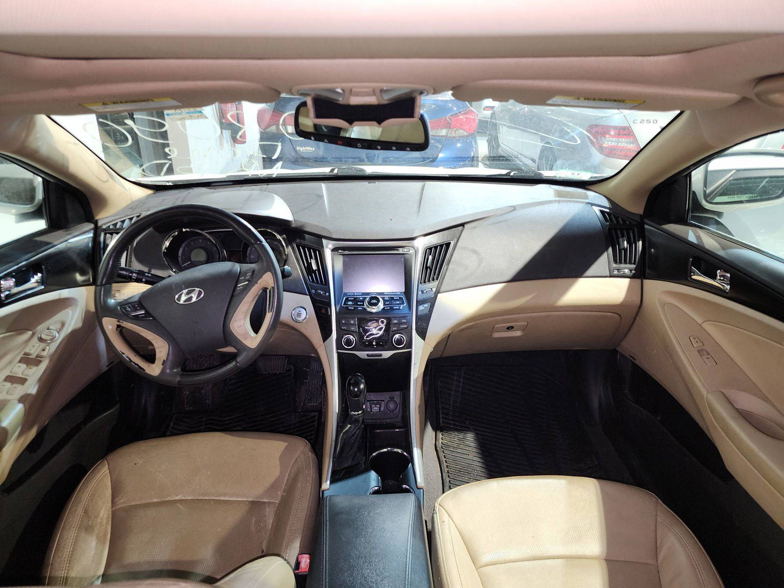 2013 HYUNDAI SONATA — 164515 Miles — Lot 608090 — Al Quoz - Marhaba Auctions Used Cars - Image 8