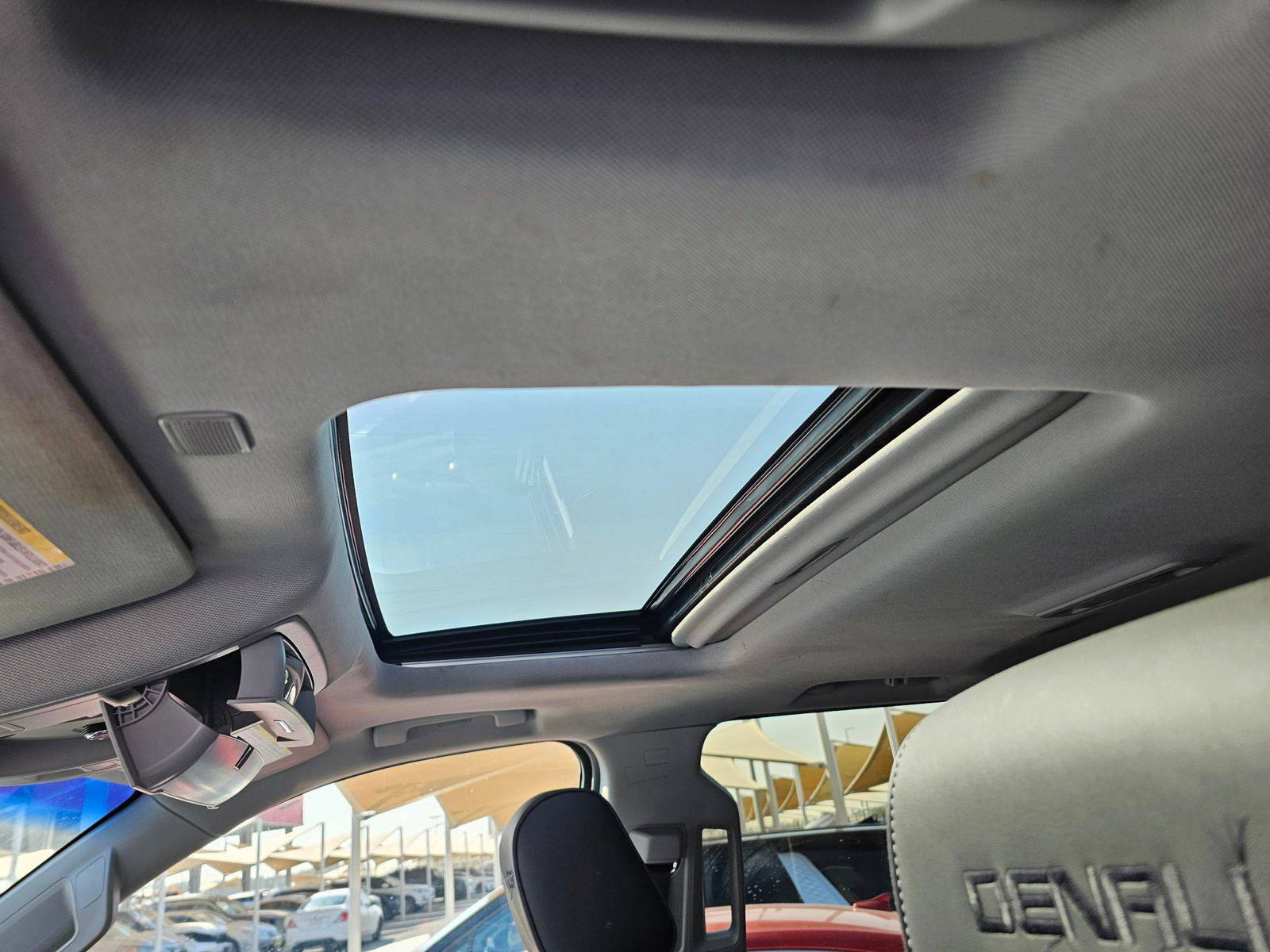 GMC YUKON XL DENALI 2019 - Marhaba Auction Used Cars - Image 9