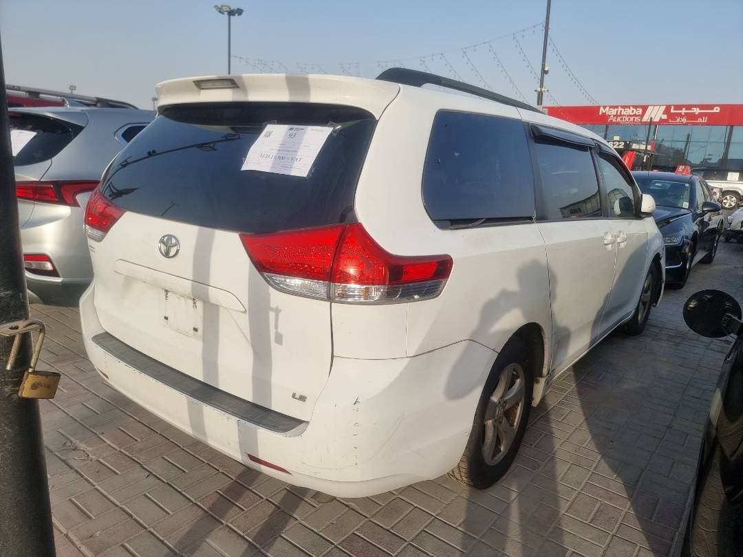 TOYOTA SIENNA 2011 - Marhaba Auction Used Cars - Image 3