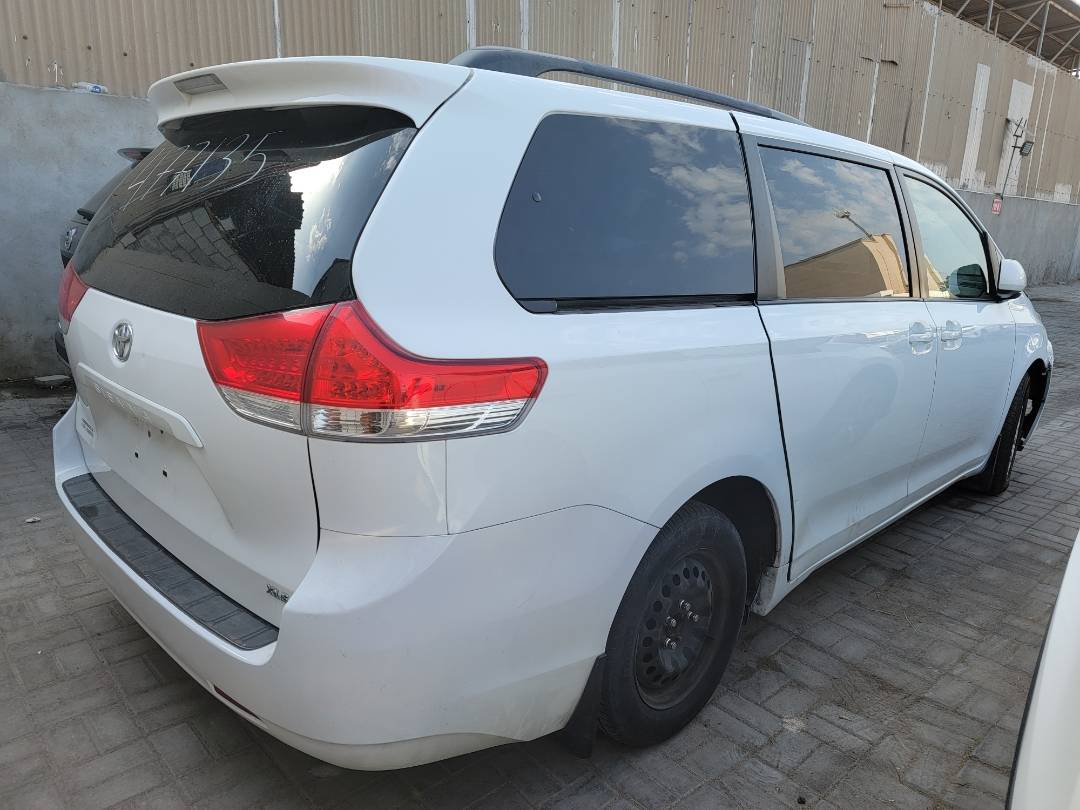 2014 TOYOTA SIENNA — 237020 Miles — Lot S477135 — Main - Marhaba Auctions Used Cars - Image 3