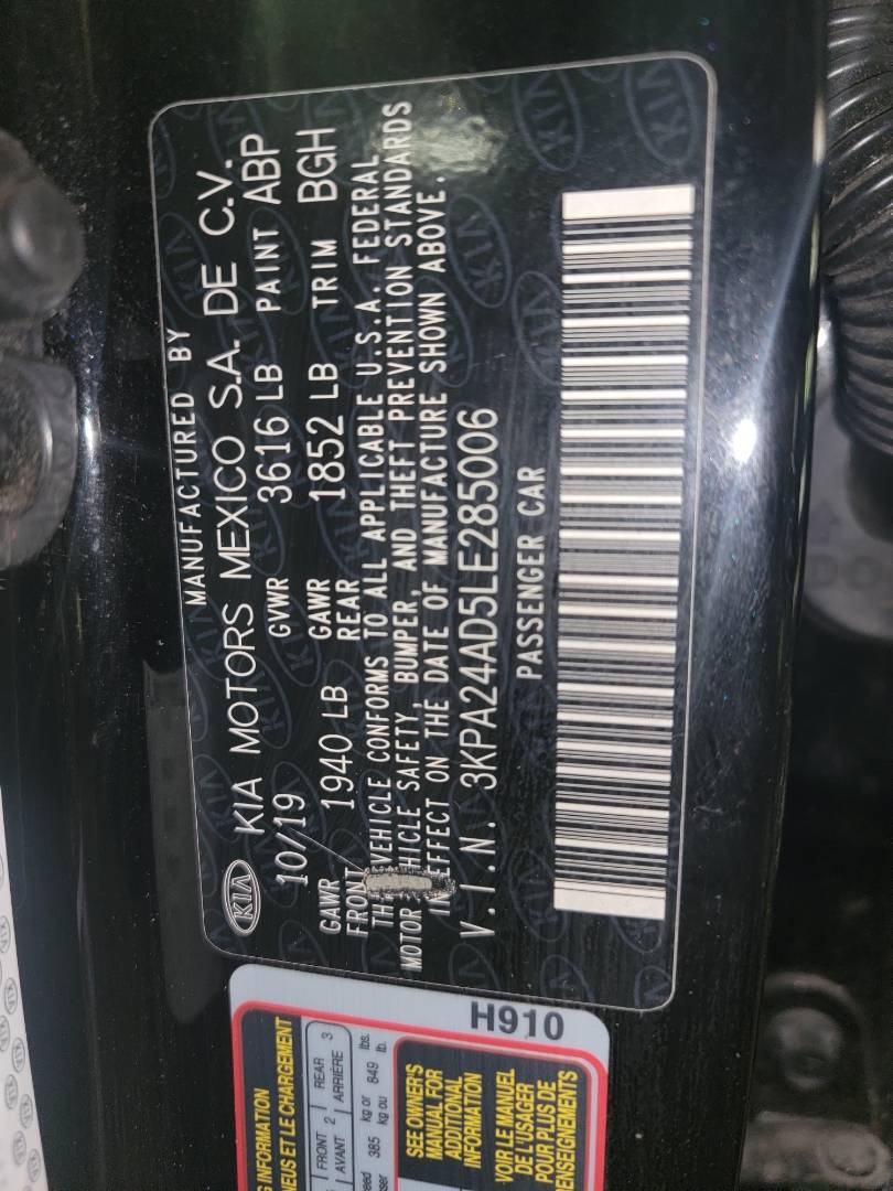 2020 KIA RIO — 98647 Miles — Lot E285006 - Marhaba Auctions Used Cars - Image 10
