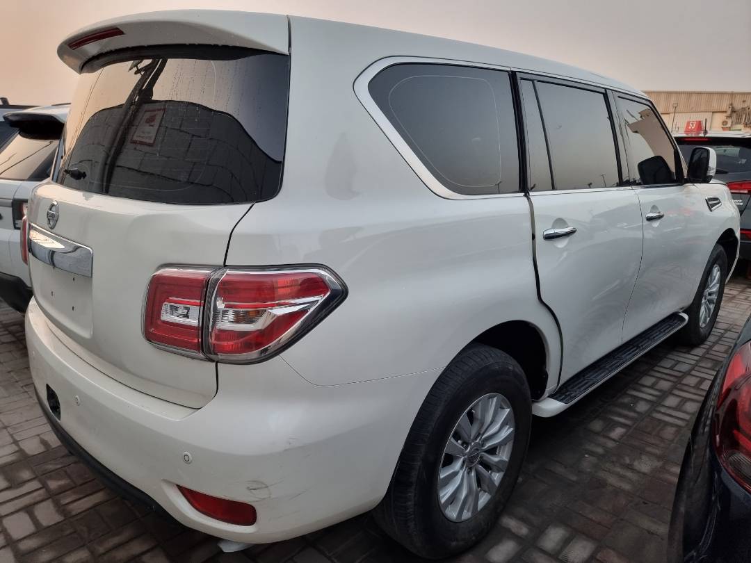 2014 NISSAN PATROL — 297715 KM — Lot 77699 — Ind. 12 - Marhaba Auctions Used Cars - Image 4