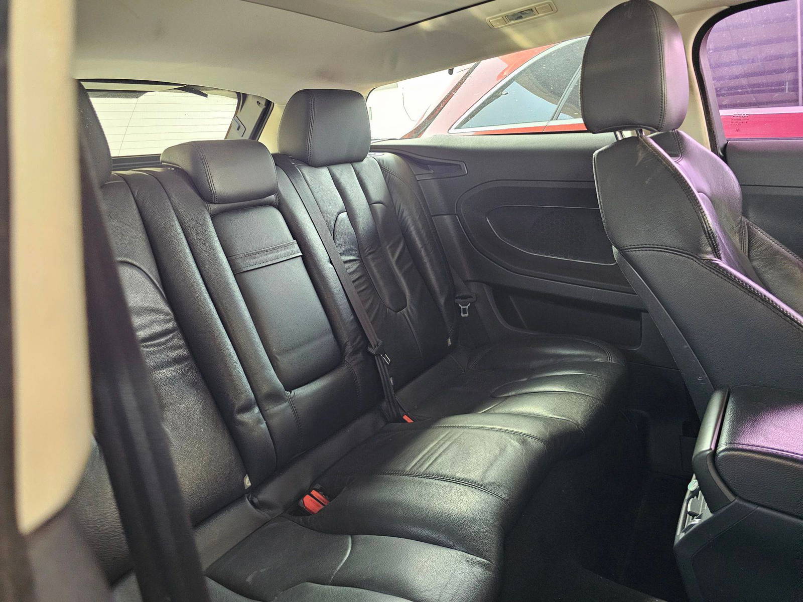 LAND ROVER RANGE ROVER EVOQUE 2012 - Marhaba Auction Used Cars - Image 6