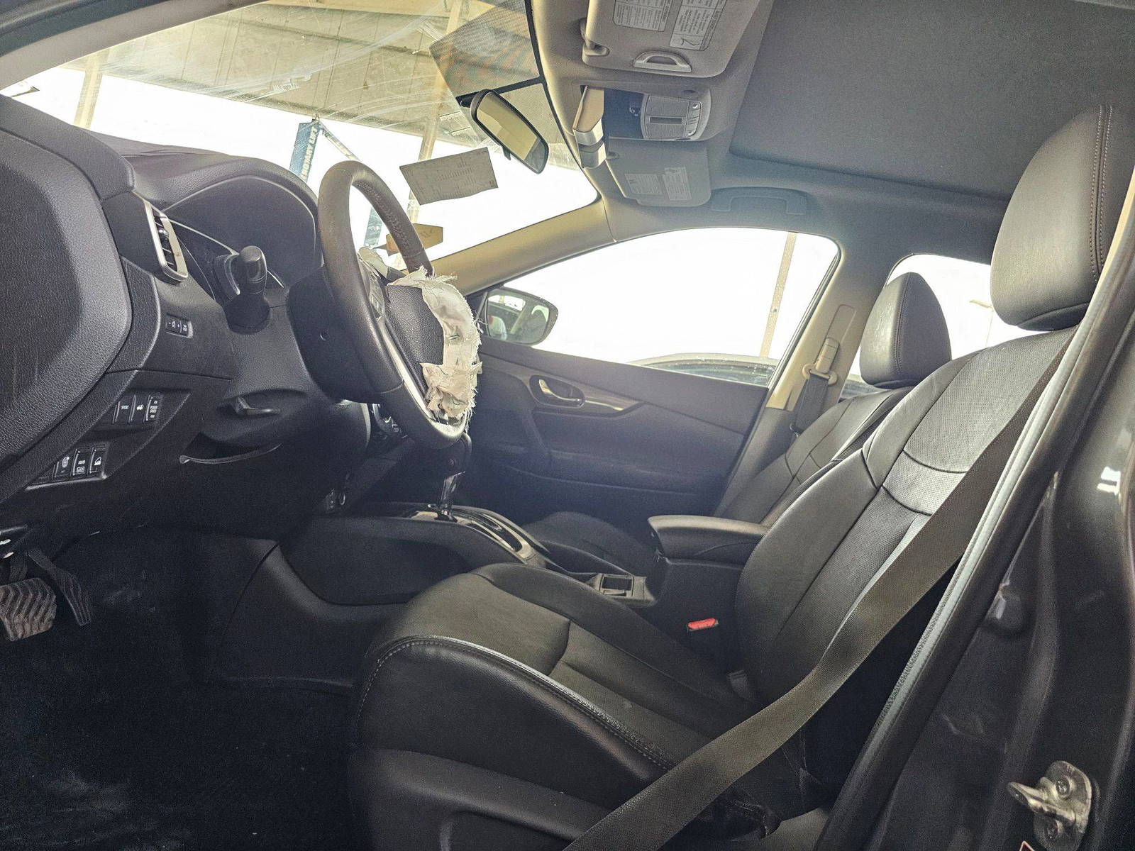 NISSAN ROGUE 2015 - Marhaba Auction Used Cars - Image 9