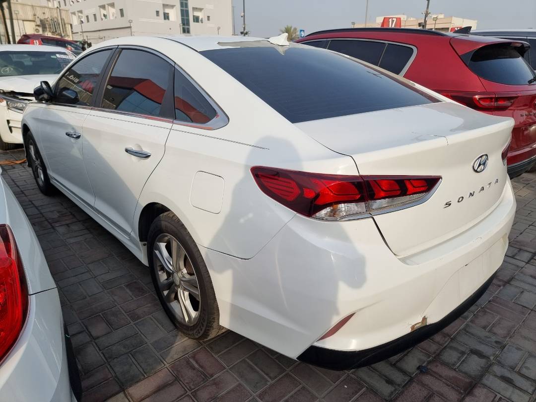 2018 HYUNDAI SONATA — 101497 Miles — Lot 215478 — Souq - Marhaba Auctions Used Cars - Image 5