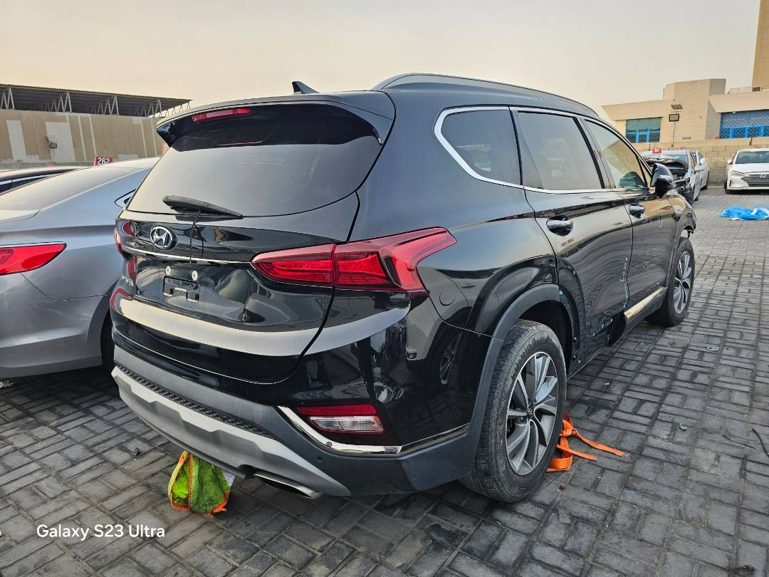 2019 HYUNDAI SANTA FE — 141057 Miles — Lot H034533 — Main - Marhaba Auctions Used Cars - Image 3