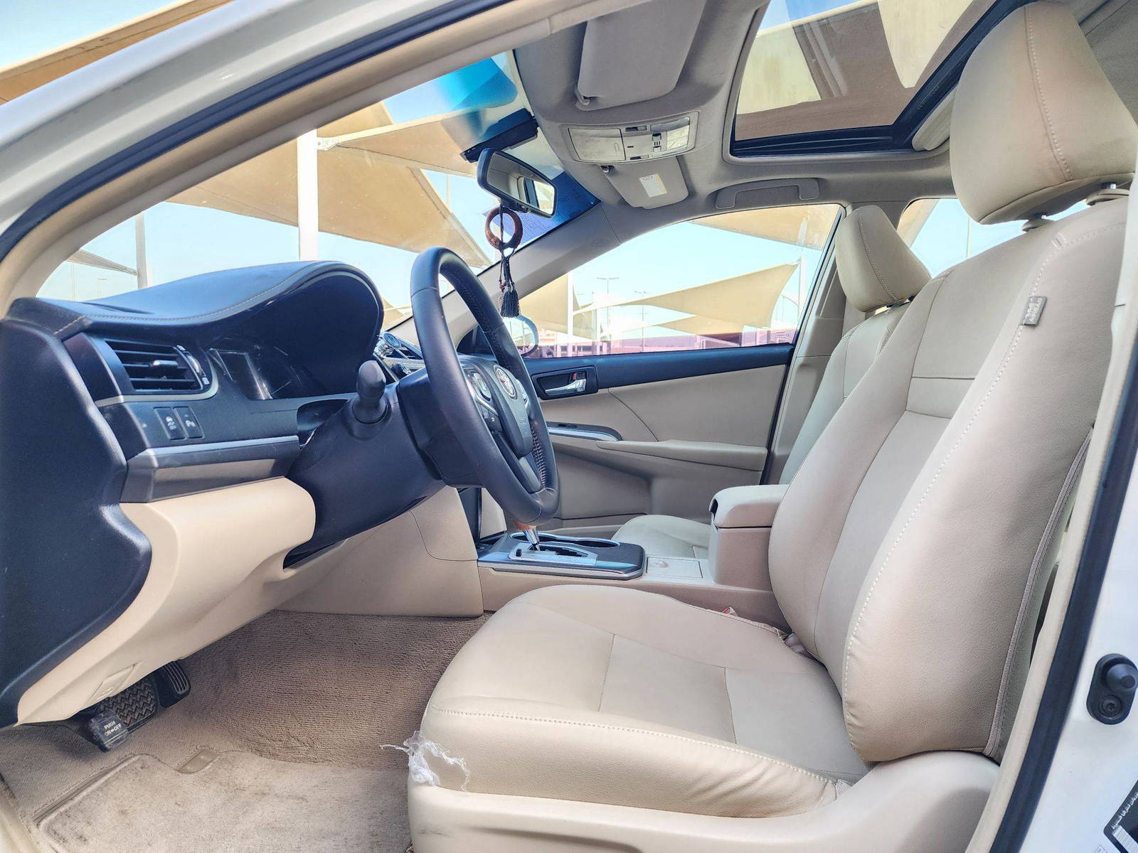 2017 TOYOTA CAMRY — 87438 KM — Lot HX677235 — Souq - Marhaba Auctions Used Cars - Image 9