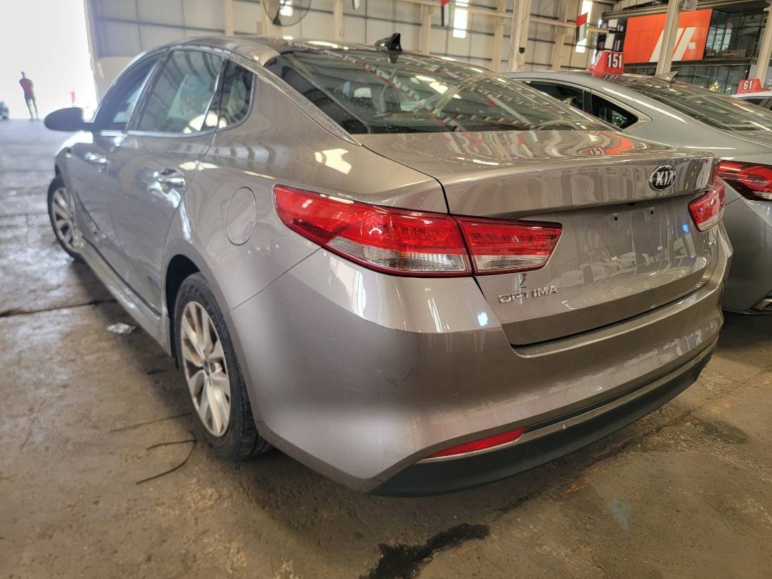 2017 KIA OPTIMA — 91401 Miles — Lot HG131303 — Main - Marhaba Auctions Used Cars - Image 6