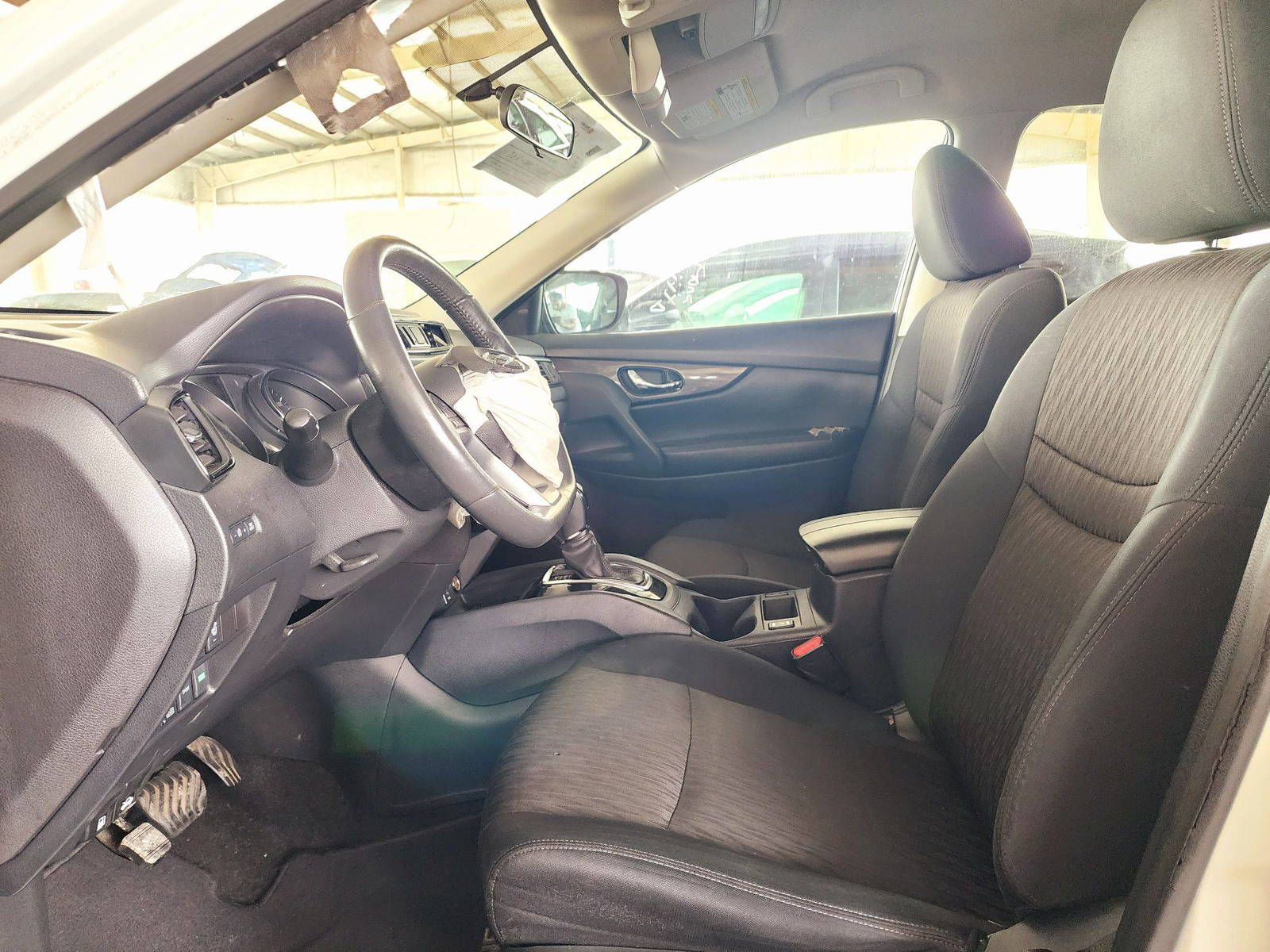 2017 NISSAN ROGUE — 148668 Miles — Lot 73742884 — Souq - Marhaba Auctions Used Cars - Image 8