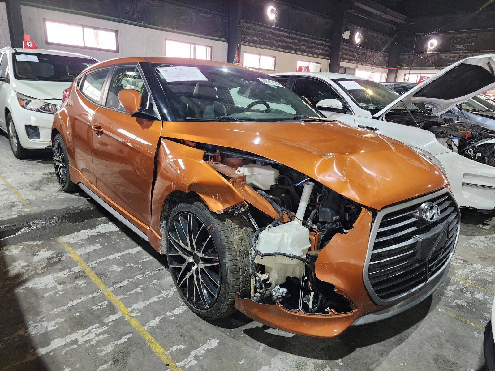 2016 HYUNDAI VELOSTER — 197171 Miles — Lot 270521 — Al Quoz - Marhaba Auctions Used Cars - Image 5