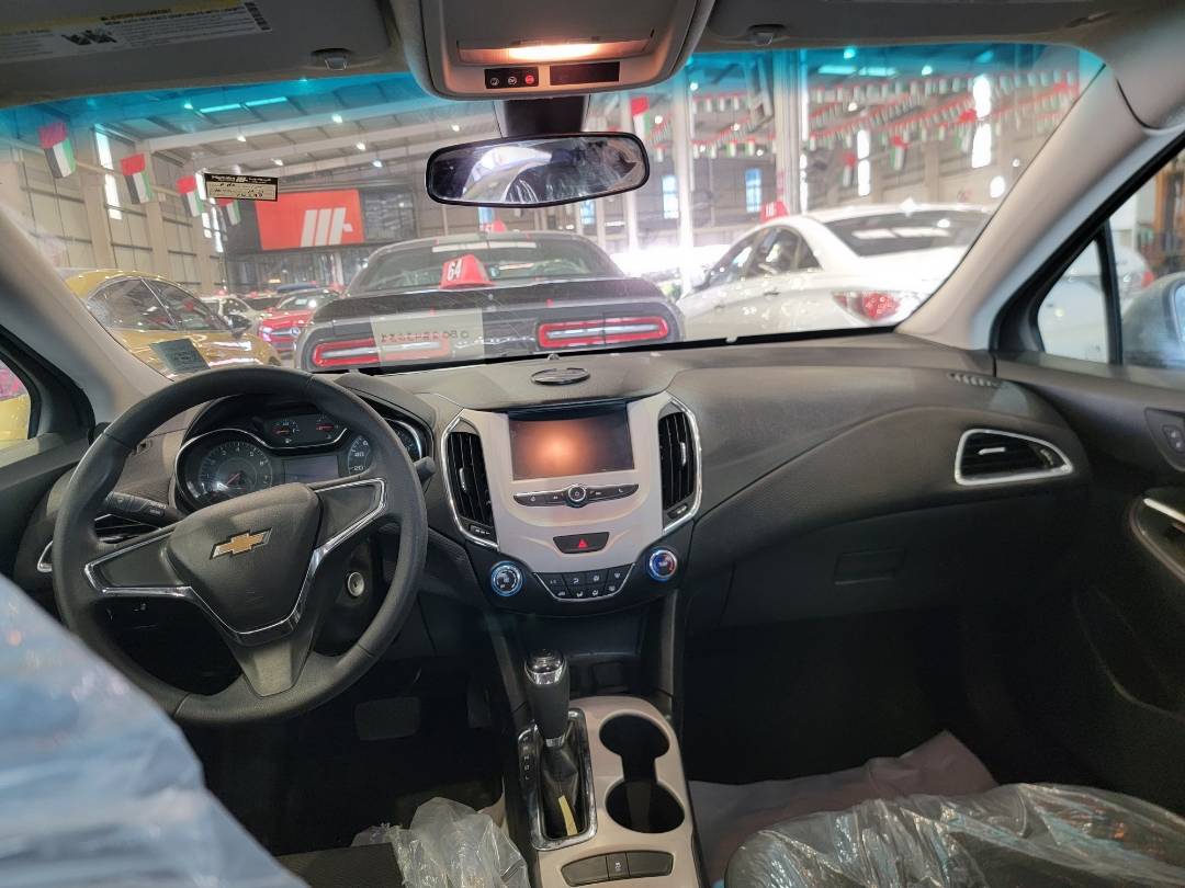2017 CHEVROLET CRUIZE — 174299 KM — Lot 7129175 — Main - Marhaba Auctions Used Cars - Image 8