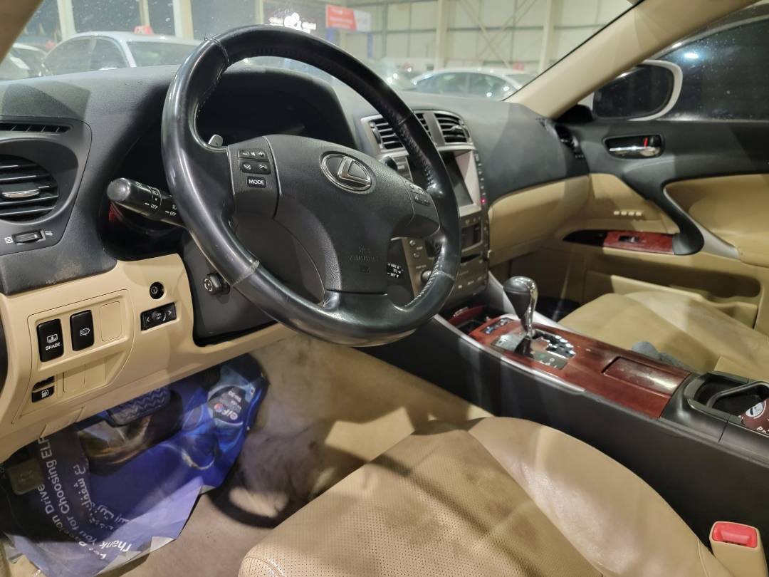 2006 LEXUS IS 250 — 187408 Miles — Lot 62000259 — Main - Marhaba Auctions Used Cars - Image 8