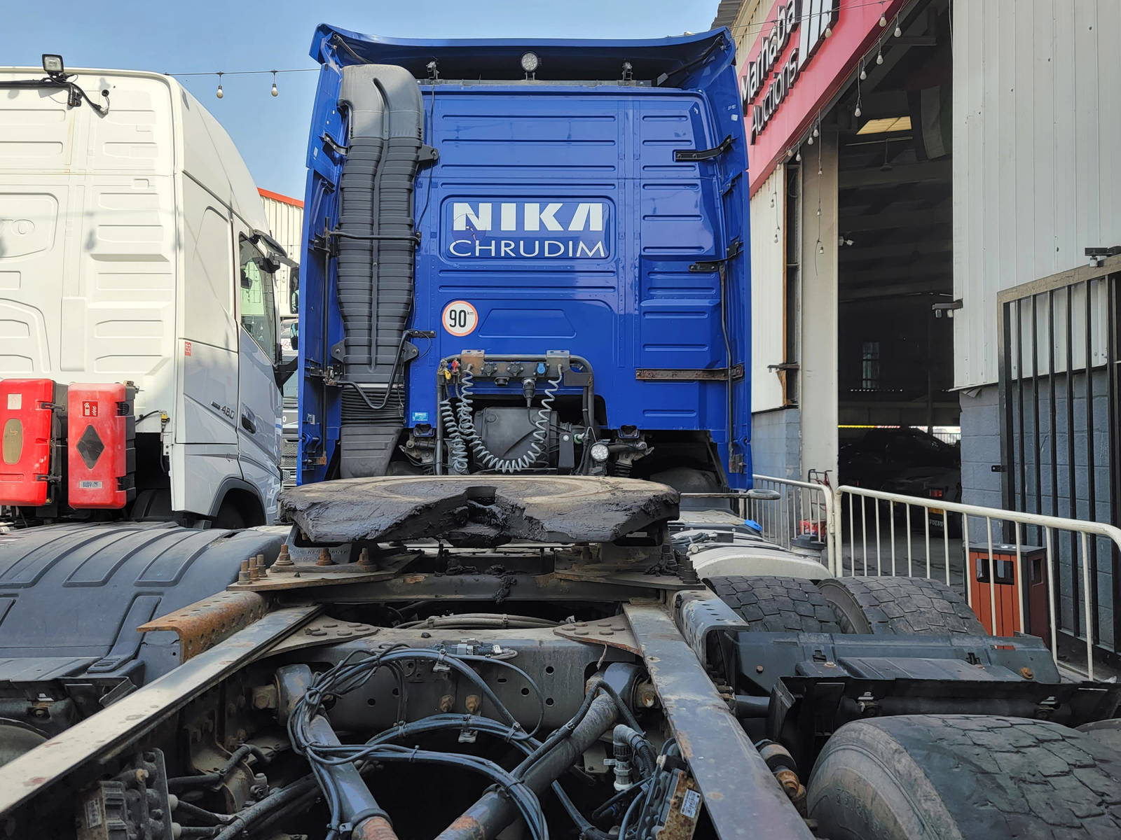 2011 VOLVO FH-Series — 666430 KM — Lot BA718263 — Main - Marhaba Auctions Used Cars - Image 5