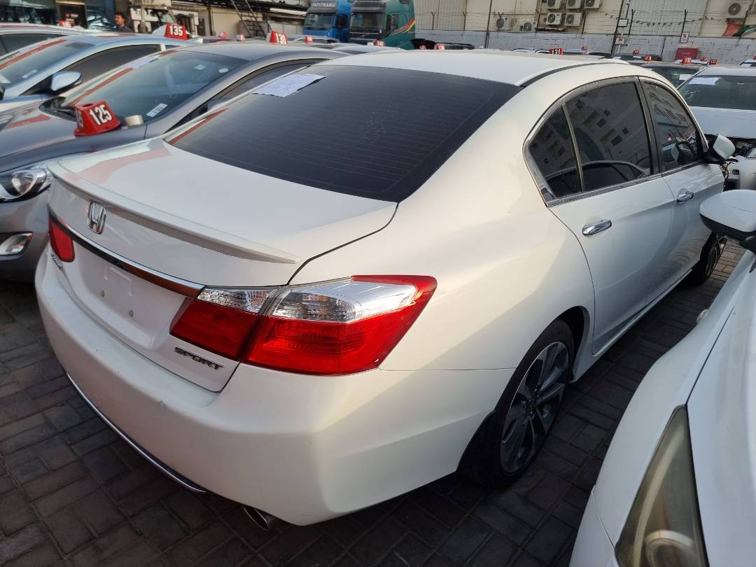 2015 HONDA ACCORD — 199309 Miles — Lot 45384485 — Ind. 12 - Marhaba Auctions Used Cars - Image 3