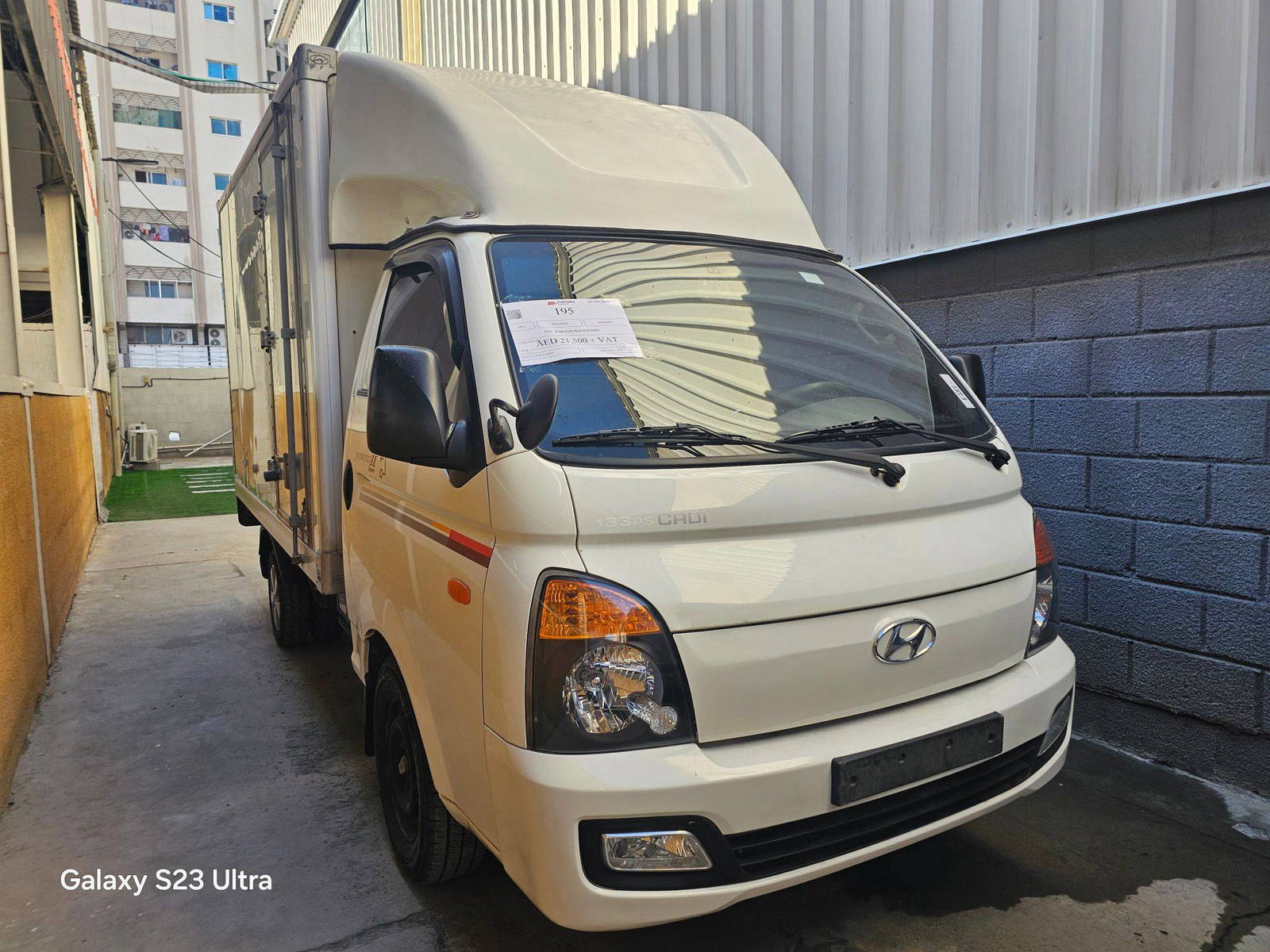 2016 HYUNDAI PORTER 2 — 240096 KM — Lot 316491 — Main - Marhaba Auctions Used Cars - Image 3