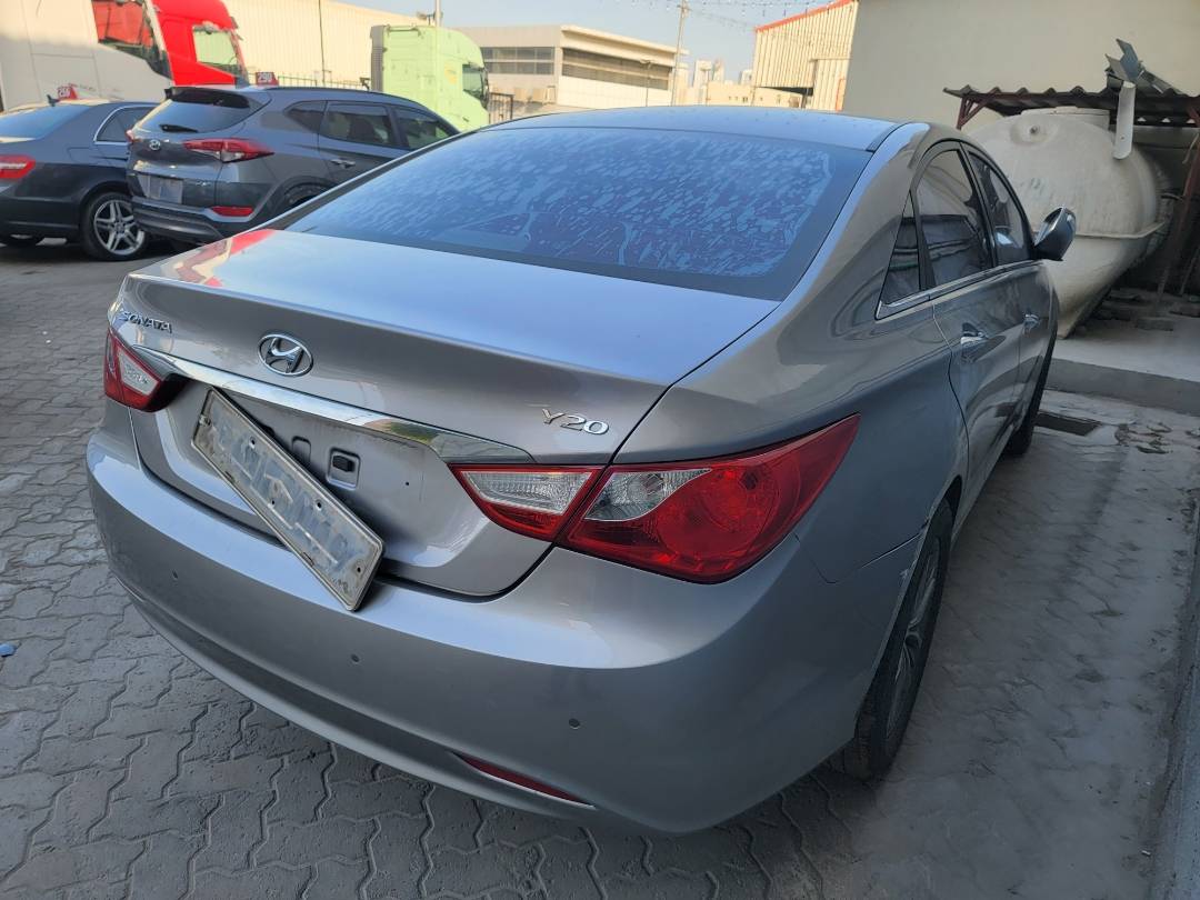 HYUNDAI SONATA 2011 - Marhaba Auction Used Cars - Image 4