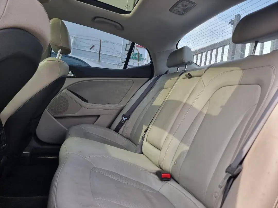 2011 KIA OPTIMA — 210354 Miles — Lot 15108 — Ind. 12 - Marhaba Auctions Used Cars - Image 6