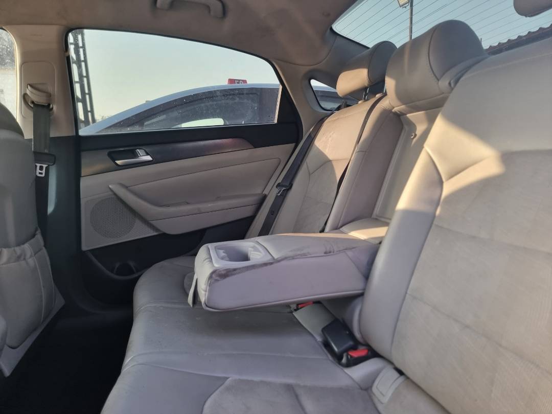 2015 HYUNDAI SONATA SPORT — 200317 Miles — Lot H197583 — Ind. 12 - Marhaba Auctions Used Cars - Image 6