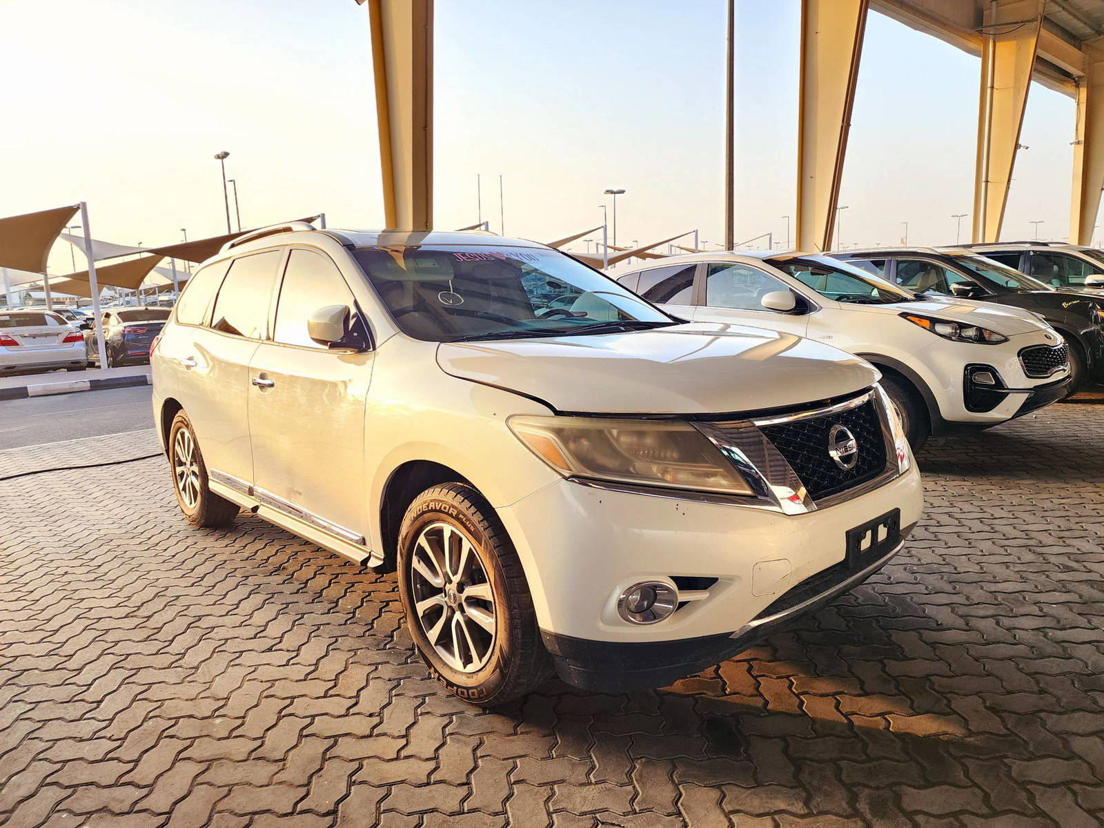 2013 NISSAN PATHFINDER — 194459 Miles — Lot 76339854 — Souq - Marhaba Auctions Used Cars - Image 4