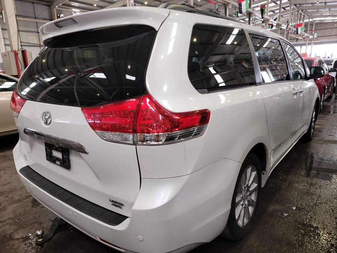 2011 TOYOTA SIENNA — 190277 Miles — Lot S008836 - Marhaba Auctions Used Cars - Image 3