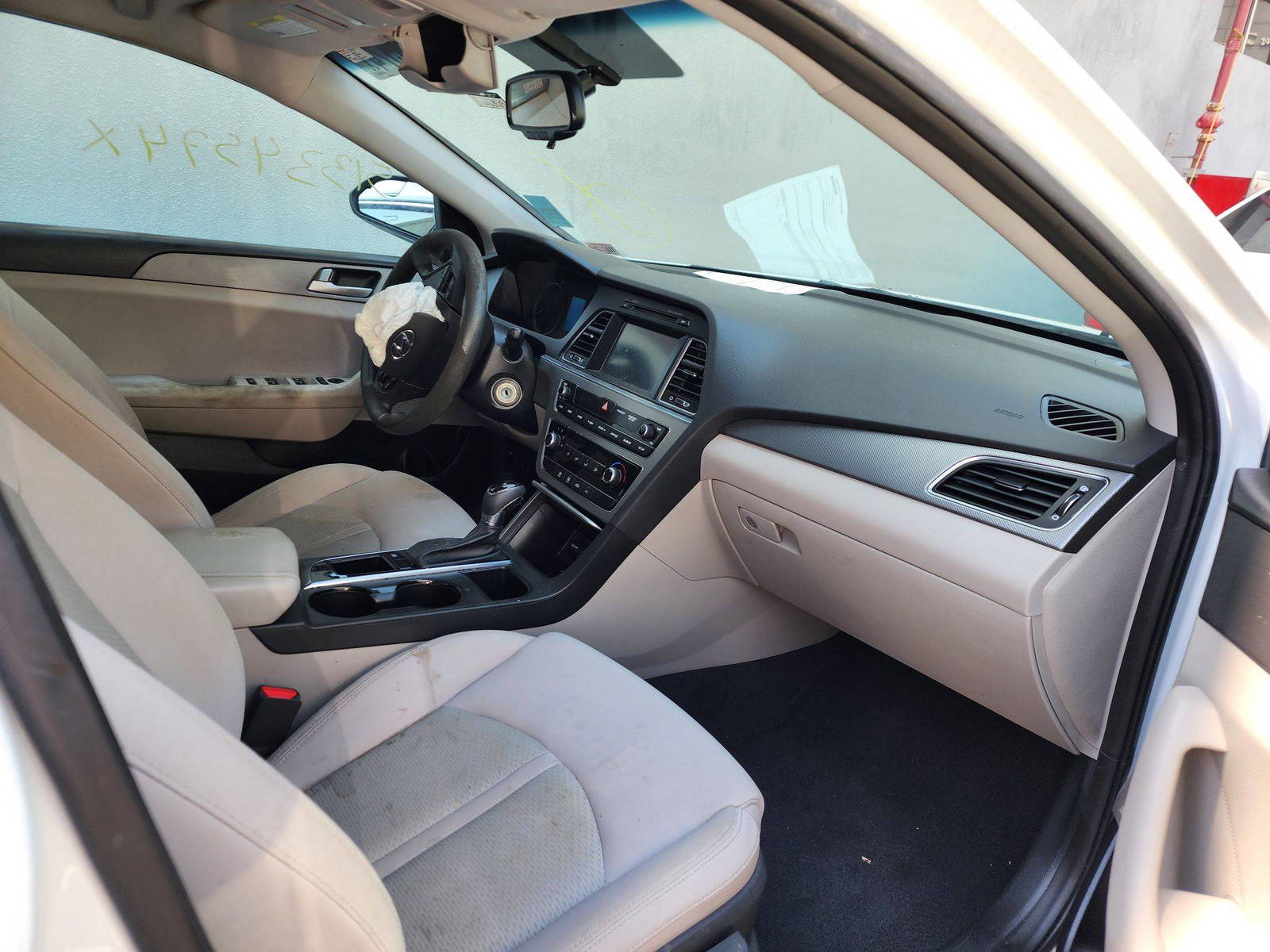 2016 HYUNDAI SONATA — 107904 Miles — Lot 51334574 — Al Quoz - Marhaba Auctions Used Cars - Image 7