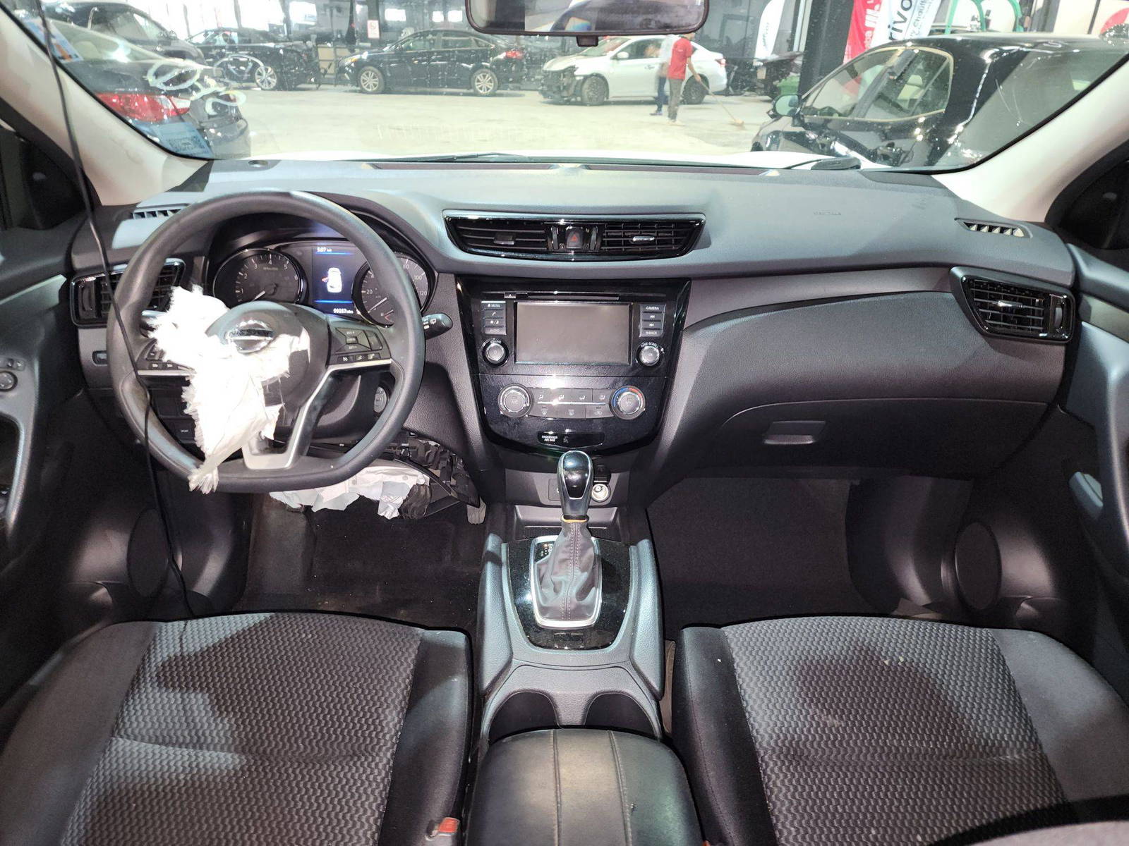 2021 NISSAN ROGUE SPORTS — 99357 Miles — Lot 39140262 — Al Quoz - Marhaba Auctions Used Cars - Image 7