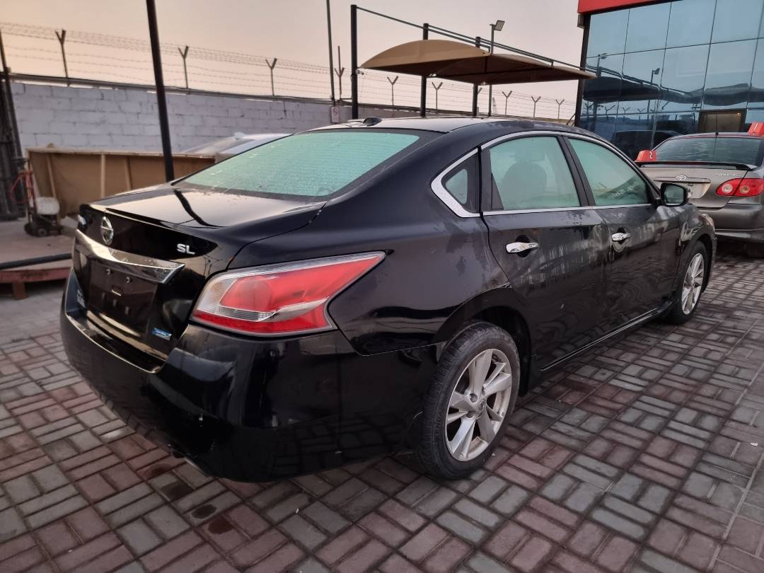 2014 NISSAN ALTIMA — 208508 Miles — Lot C147883 — Main - Marhaba Auctions Used Cars - Image 4
