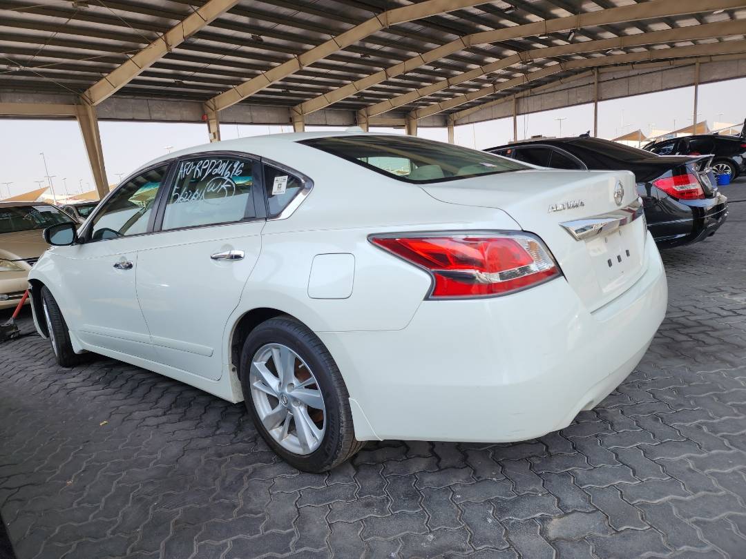 2015 NISSAN ALTIMA — 102426 Miles — Lot 39593716 — Souq - Marhaba Auctions Used Cars - Image 5