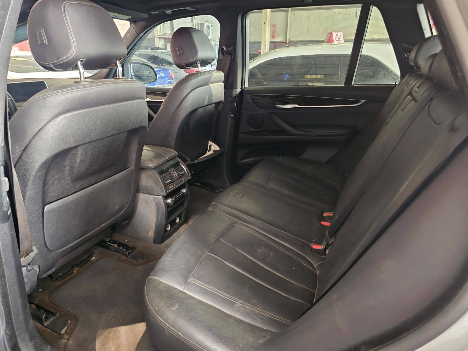 2018 BMW X5 SDRIVE35I — 143136 Miles — Lot J0Z17704 — Main - Marhaba Auctions Used Cars - Image 7