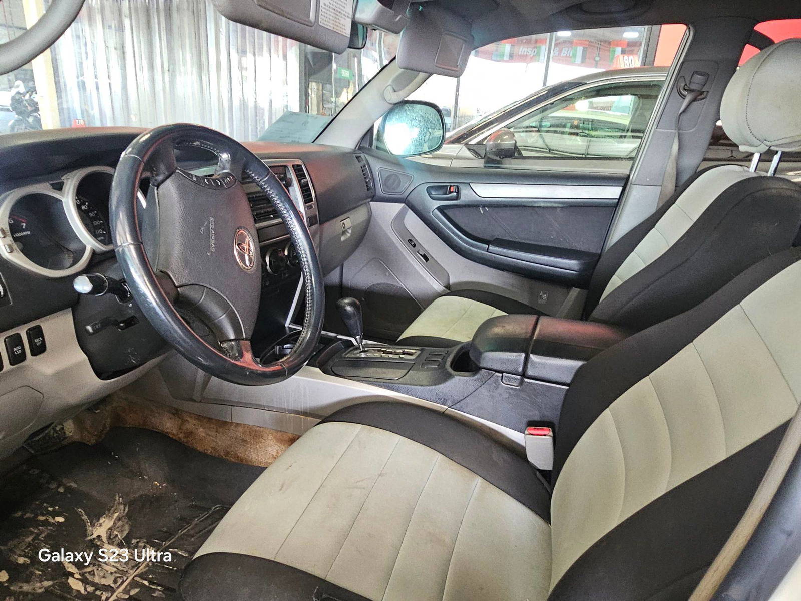 TOYOTA 4RUNNER 2005 - Marhaba Auction Used Cars - Image 8