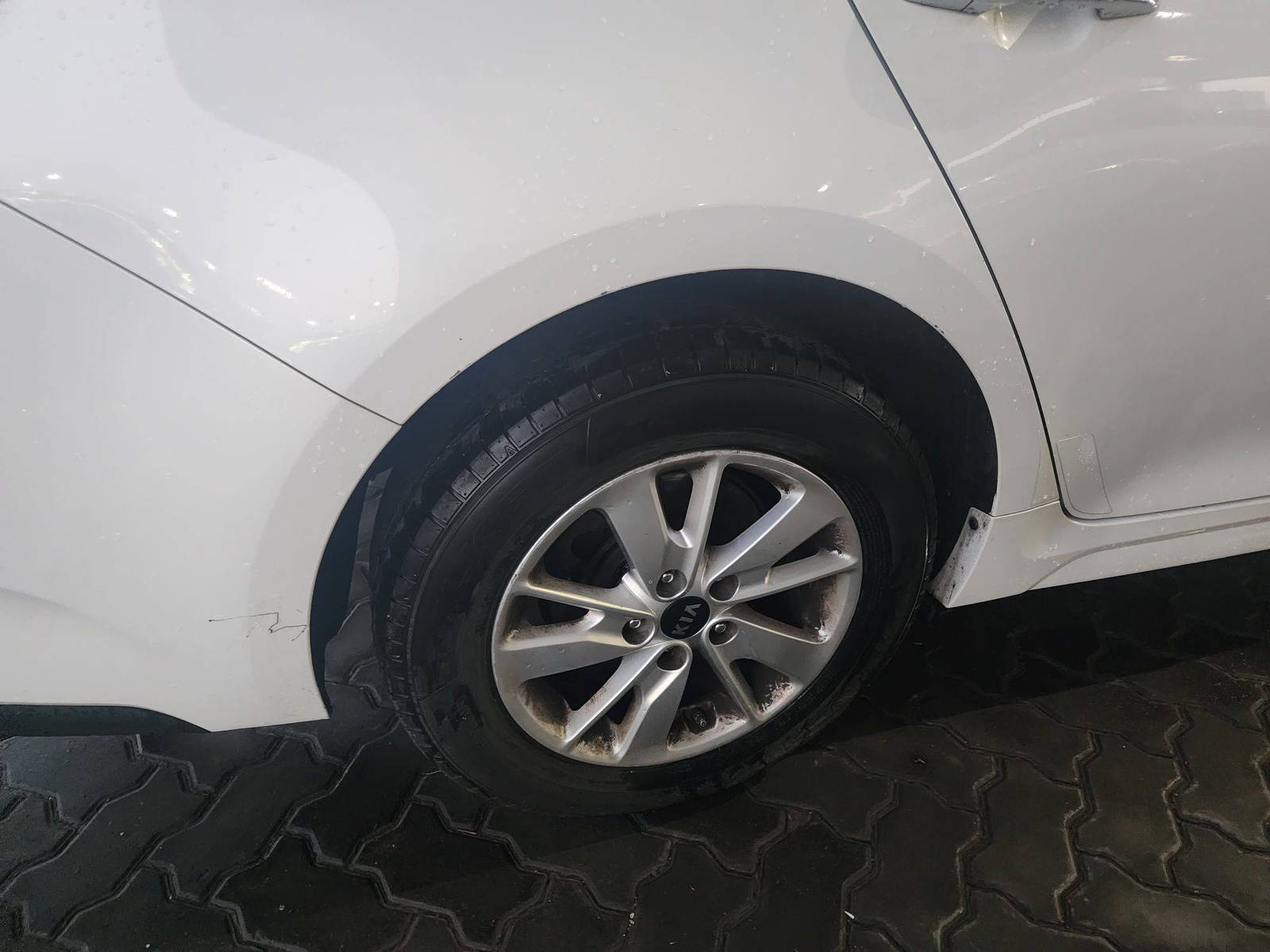 2019 KIA OPTIMA — 152924 Miles — Lot 37703974 - Marhaba Auctions Used Cars - Image 5