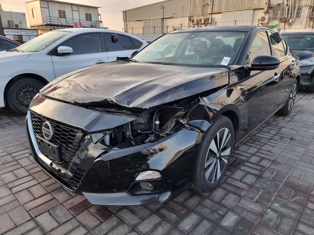 2019 NISSAN ALTIMA — 139509 Miles — Lot 40163702 — Main - Marhaba Auctions Used Cars - Image 3