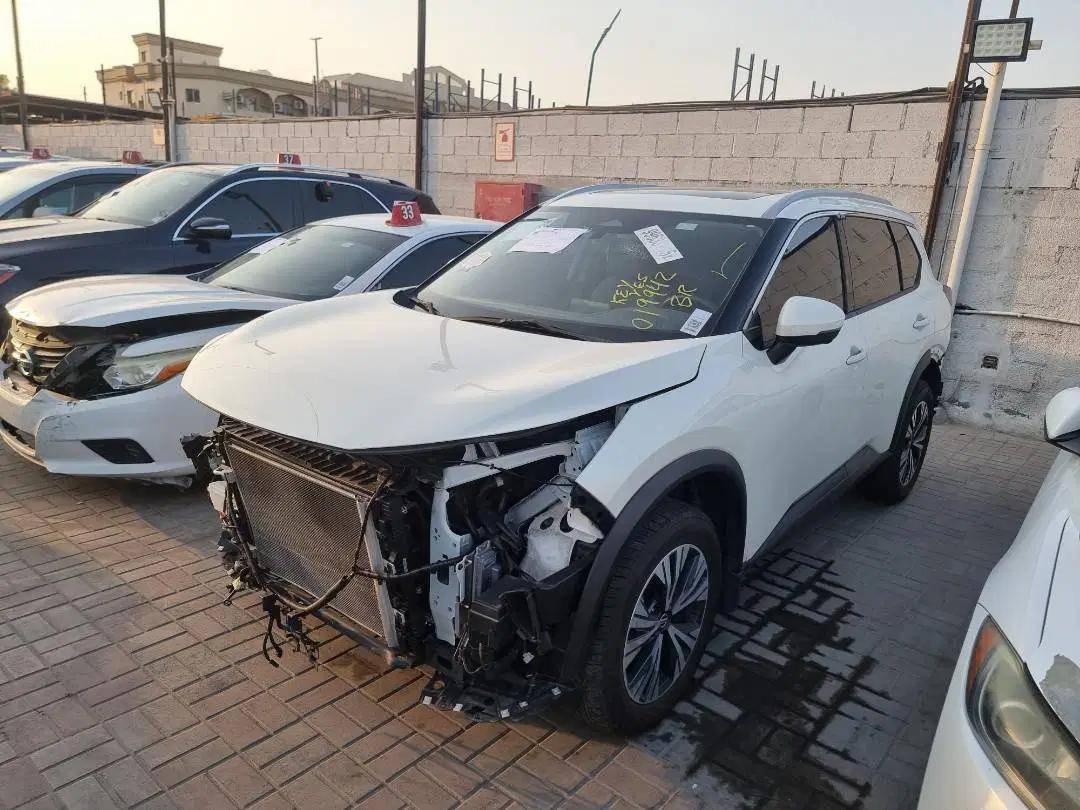 NISSAN ROGUE