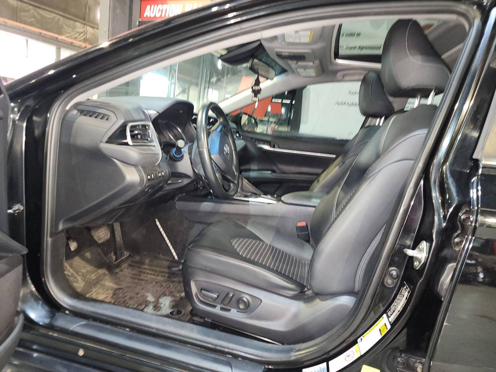2018 TOYOTA CAMRY — 72702 Miles — Lot JU023198 — Main - Marhaba Auctions Used Cars - Image 9