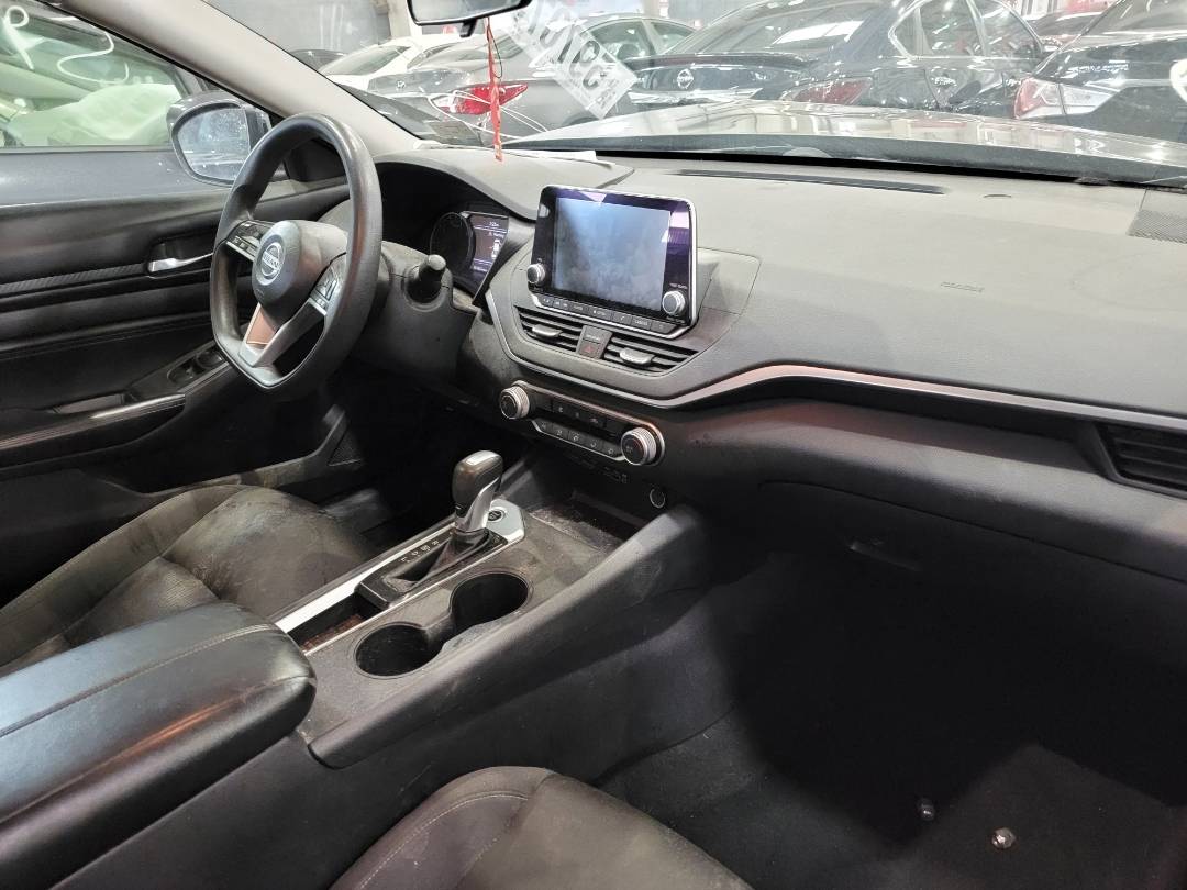 2019 NISSAN ALTIMA — 161610 Miles — Lot 59707333 - Marhaba Auctions Used Cars - Image 5