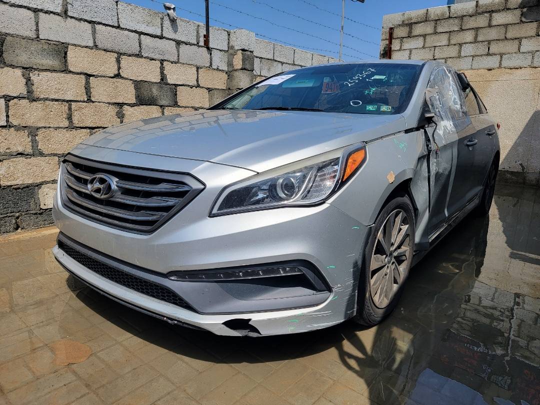 2015 HYUNDAI SONATA — 158018 Miles — Lot H259367 — Ind. 12 - Marhaba Auctions Used Cars - Image 9