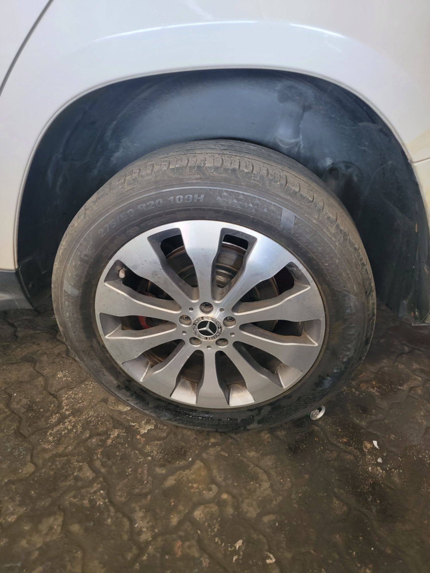 MERCEDES BENZ GLS 450 2017 - Marhaba Auction Used Cars - Image 7