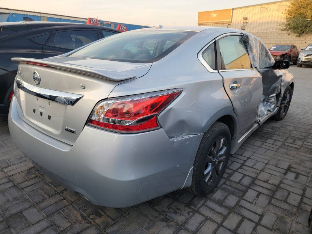 2015 NISSAN ALTIMA — 127288 Miles — Lot 499575 — Main - Marhaba Auctions Used Cars - Image 5