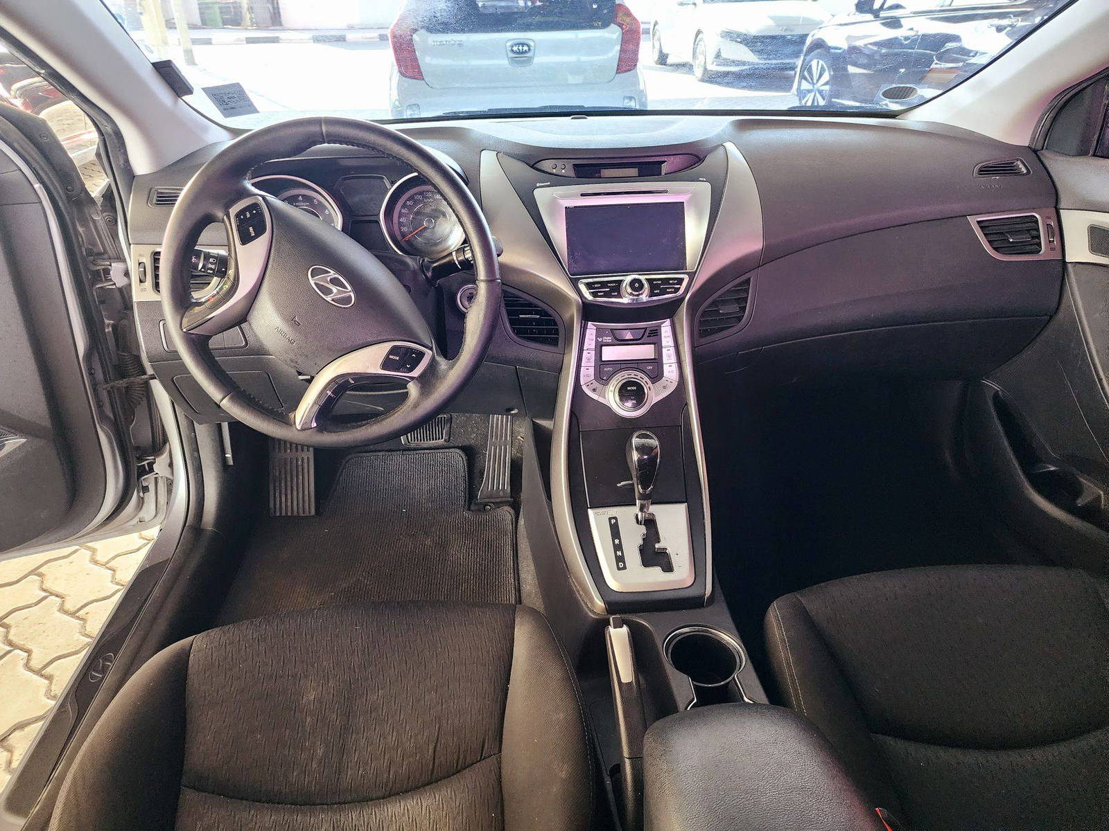 2012 HYUNDAI AVANTE — 128806 KM — Lot 487017 — Souq - Marhaba Auctions Used Cars - Image 7
