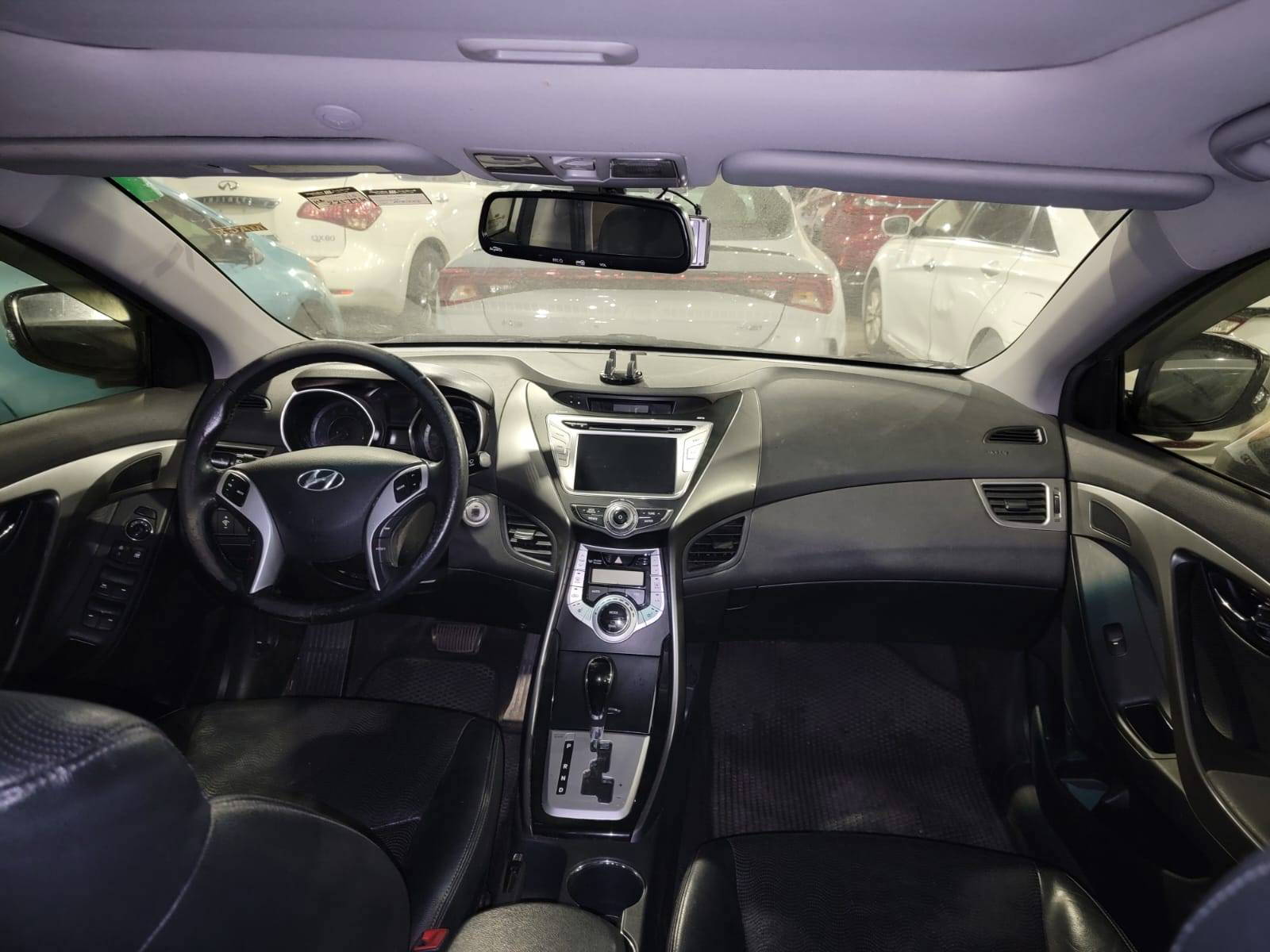 HYUNDAI AVANTE 2011 - Marhaba Auction Used Cars - Image 7