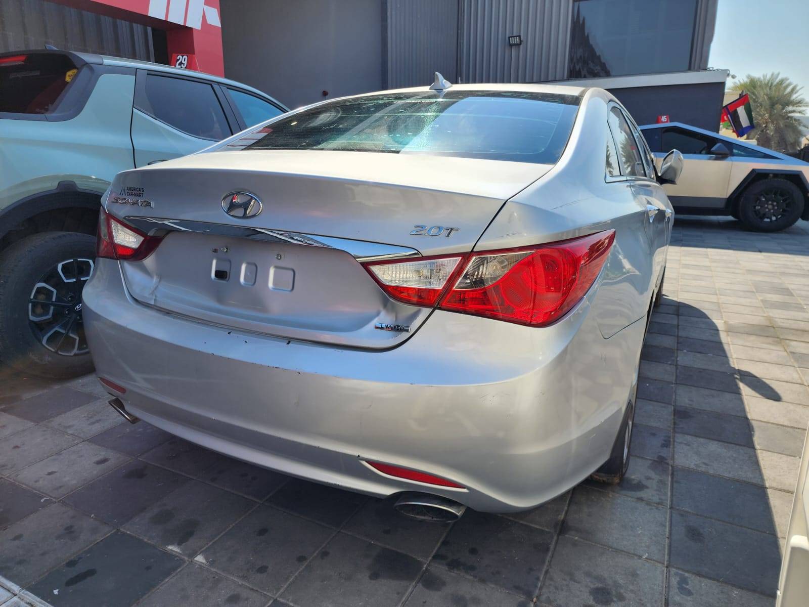 2013 HYUNDAI SONATA — 159871 Miles — Lot 45501084 — Al Quoz - Marhaba Auctions Used Cars - Image 4