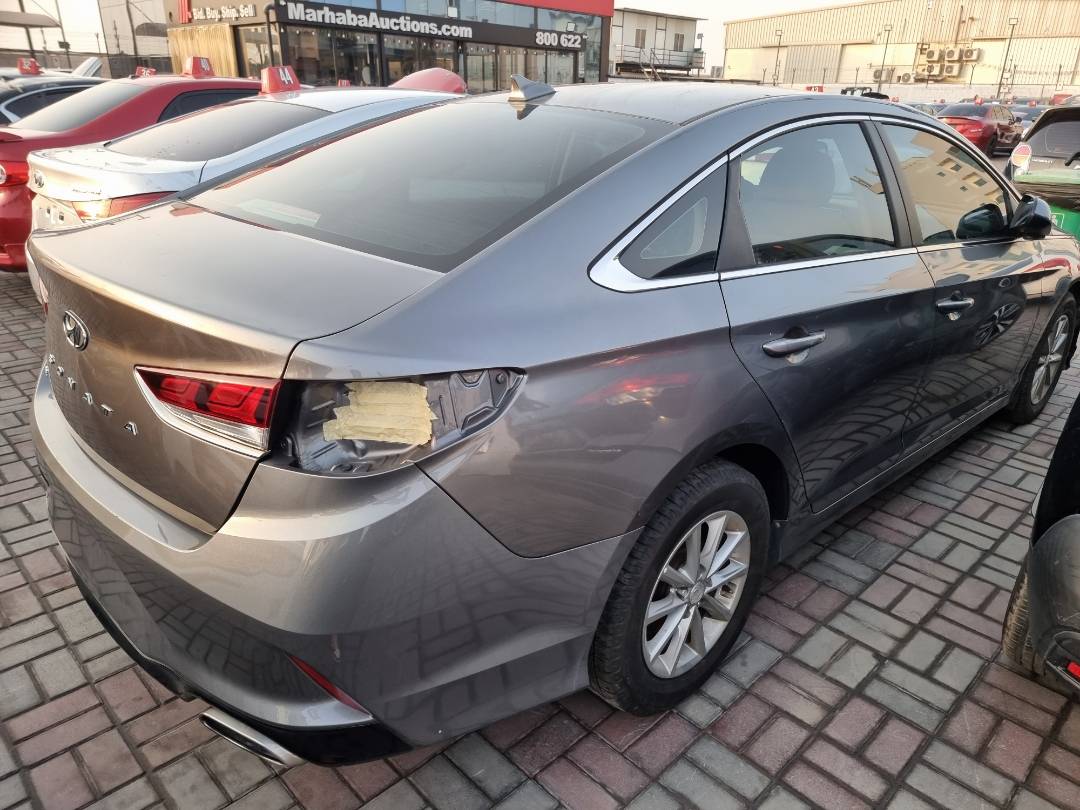2018 HYUNDAI SONATA — 119583 Miles — Lot 215478 — Ind. 12 - Marhaba Auctions Used Cars - Image 4