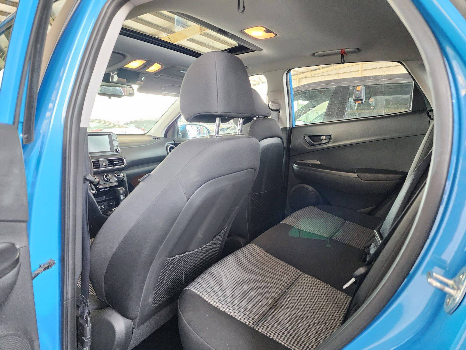 2019 HYUNDAI KONA — 64657 Miles — Lot 52118454 — Souq - Marhaba Auctions Used Cars - Image 6