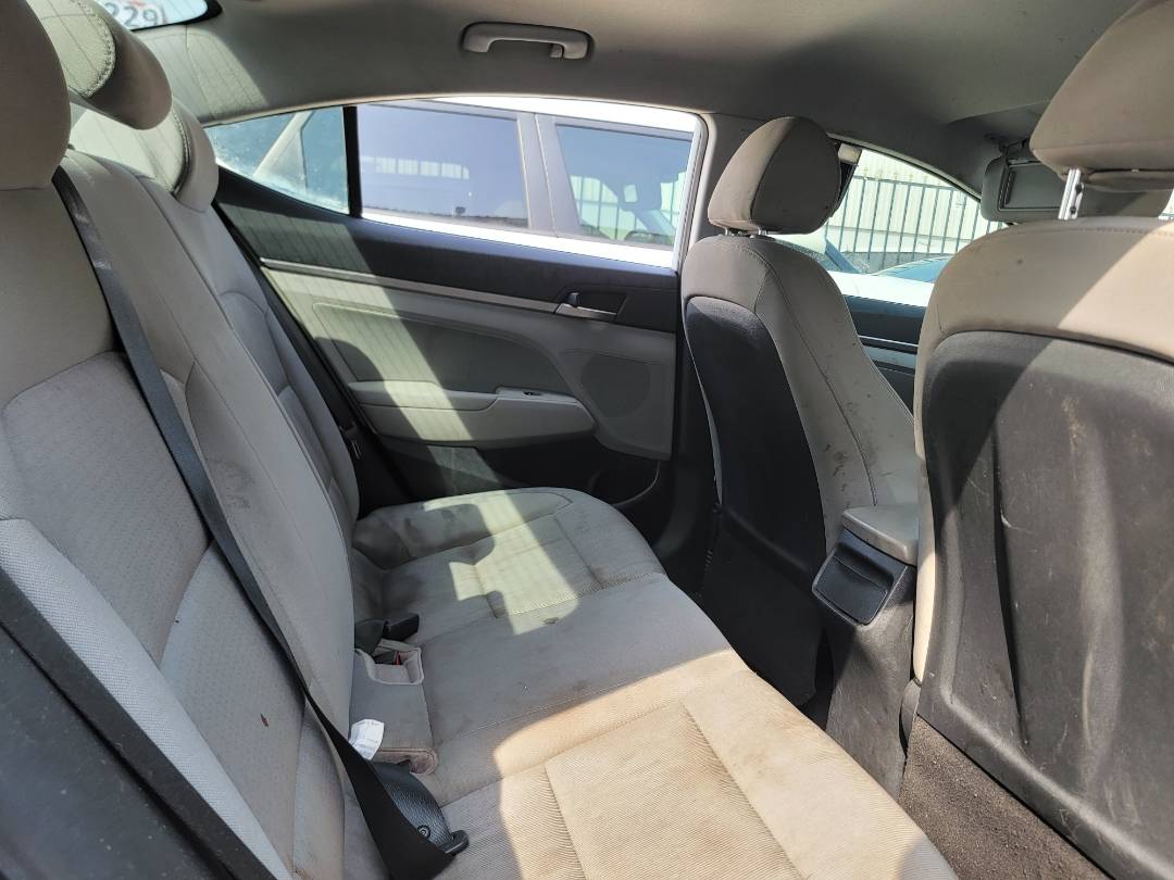 2017 HYUNDAI ELANTRA — 98838 Miles — Lot HH035572 — Main - Marhaba Auctions Used Cars - Image 5