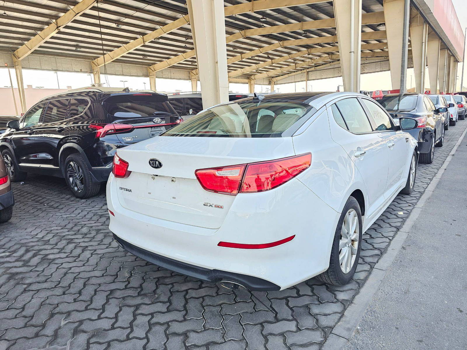 2015 KIA OPTIMA — 80055 Miles — Lot FG503204 — Souq - Marhaba Auctions Used Cars - Image 3