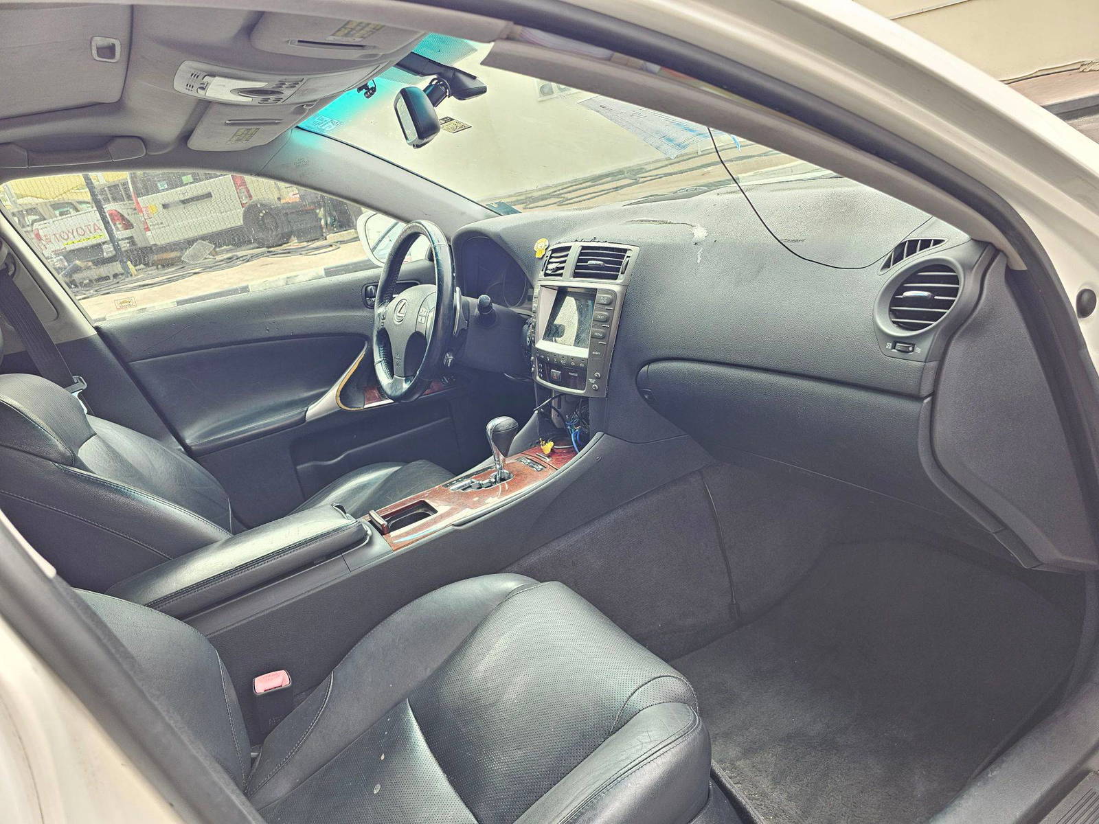 LEXUS IS 250 2008 - Marhaba Auction Used Cars - Image 9