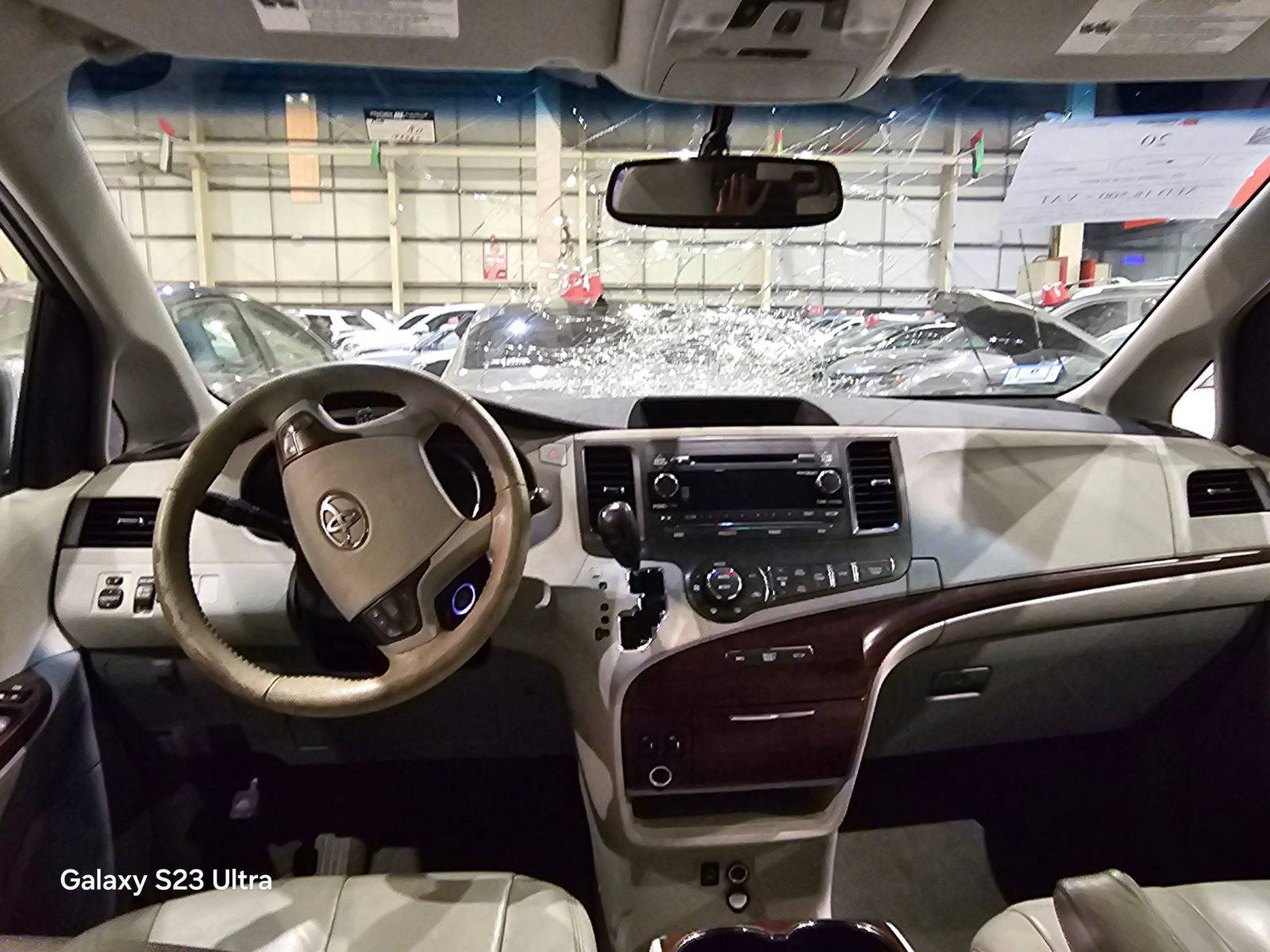 2012 TOYOTA SIENNA — 173559 Miles — Lot 93012045 — Main - Marhaba Auctions Used Cars - Image 8
