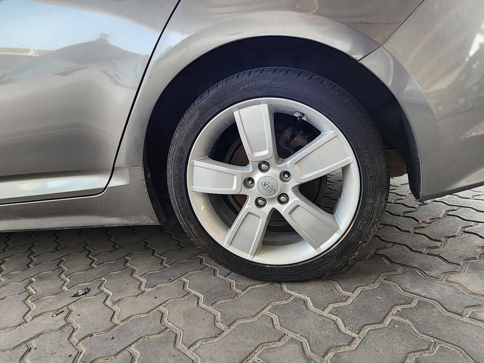 2012 KIA OPTIMA — 162679 Miles — Lot 48039514 — Souq - Marhaba Auctions Used Cars - Image 11
