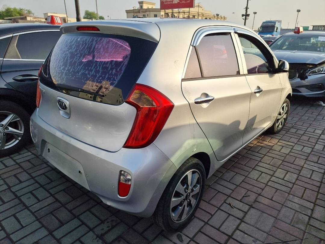 2013 KIA MORNING — 95219 KM — Lot 215487 — Souq - Marhaba Auctions Used Cars - Image 5
