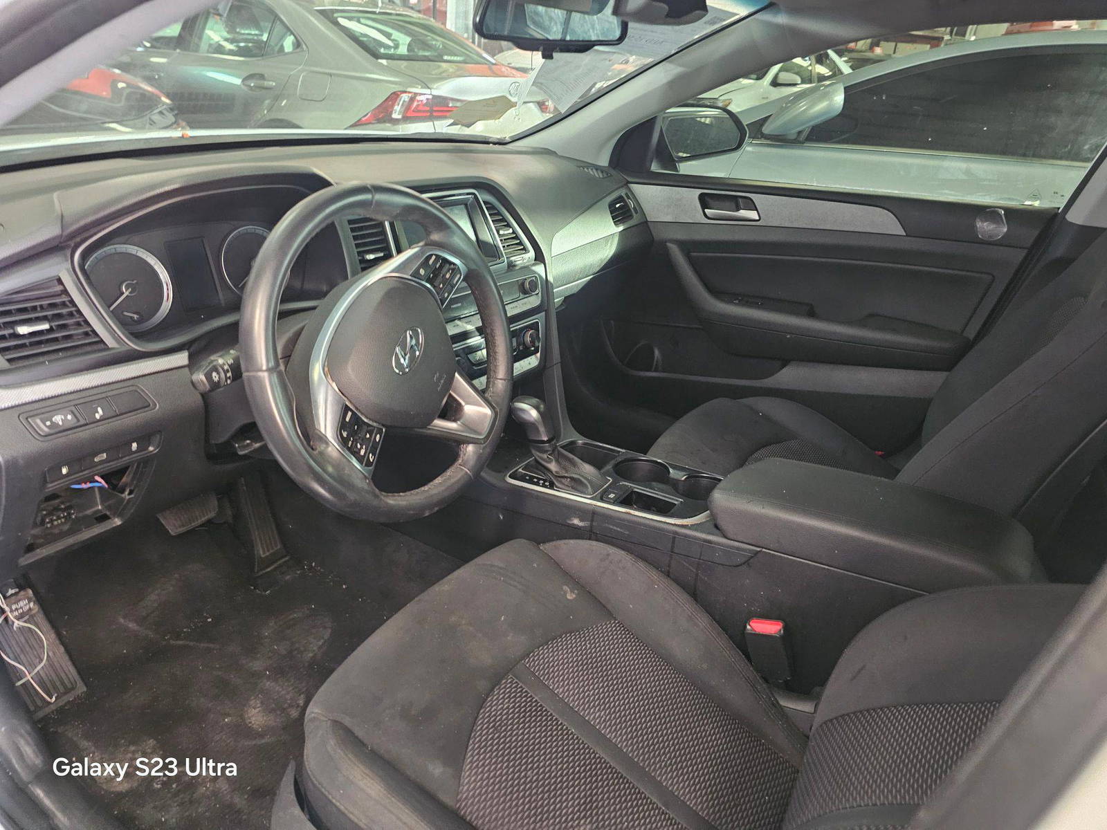 HYUNDAI SONATA 2018 - Marhaba Auction Used Cars - Image 8